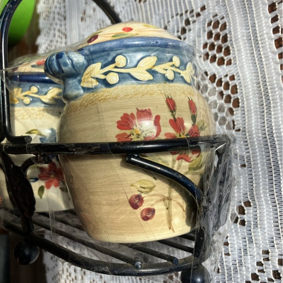 CIC Blue Floral Salt and Pepper Shakers With Caddy Blue Trim & Floral Mo… - Picture 4 of 8